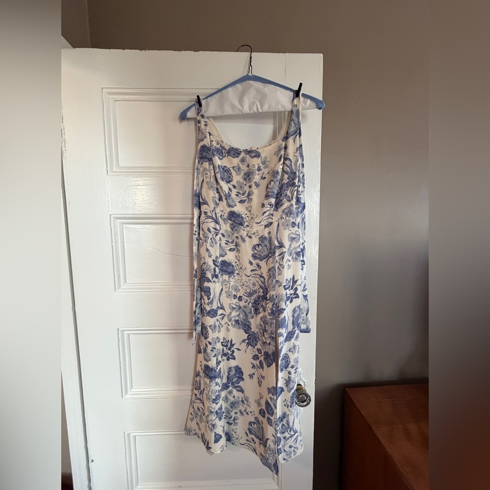 Reformation Twilight Dress - Lucerne - Size 6 - Picture 6 of 7